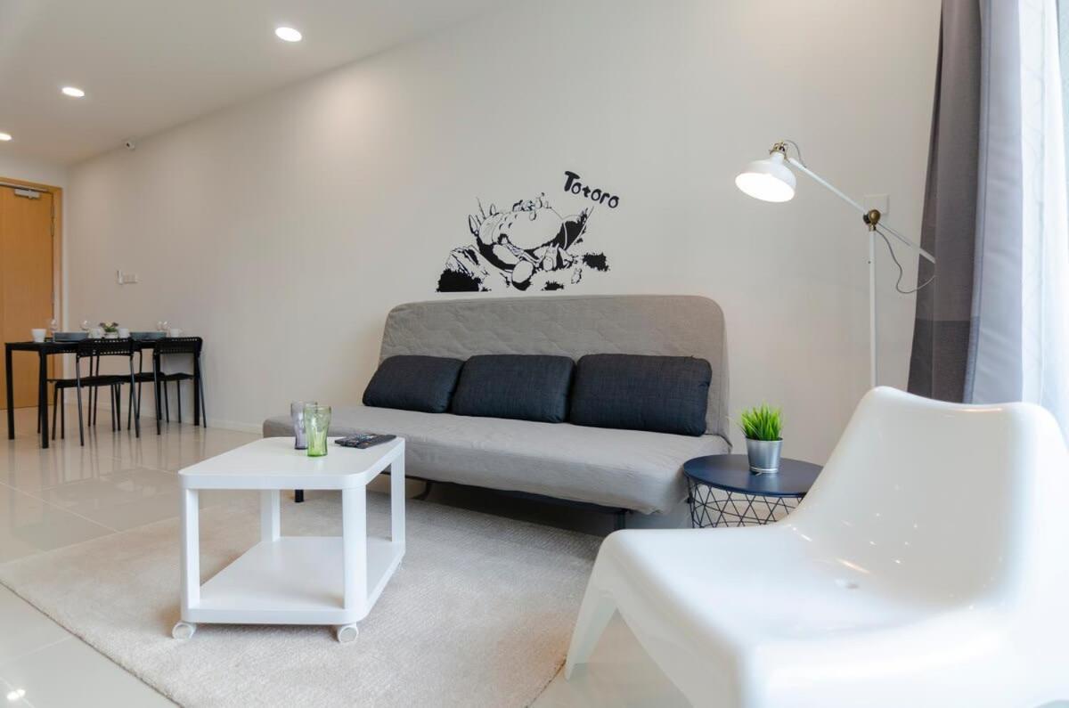 Totoro Theme Suite In Suasana Jb 新山 外观 照片